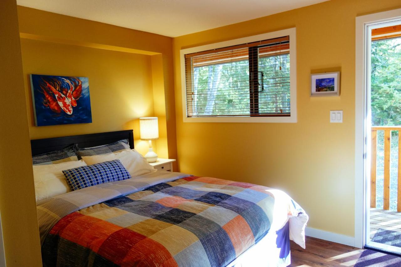 Skeena River House Bed & Breakfast Terrace Extérieur photo