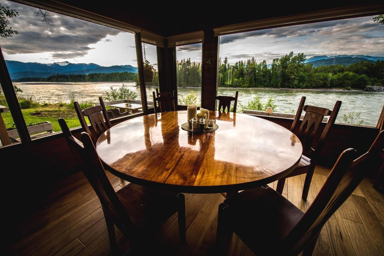 Skeena River House Bed & Breakfast Terrace Extérieur photo